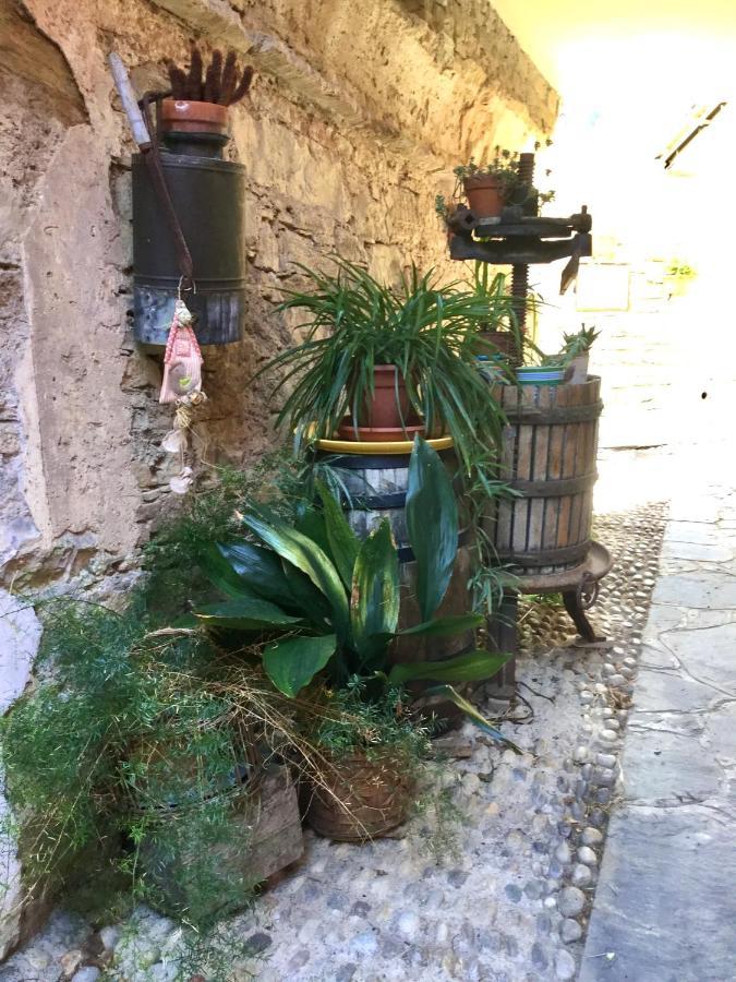 Ferienwohnung La Casa Nel Caruggio Diano Arentino Exterior foto